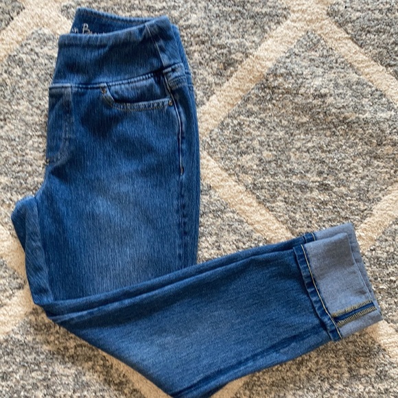 NWOT Women's Flexibelle Petite Ankle Cuffed Jeans - Picture 3 of 6